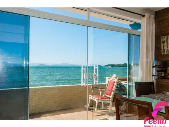 Imagem Casa com 4 Quartos à Venda, 110 m² em Ribeirão Da Ilha - Florianópolis Imagem Casa com 4 Quartos à Venda, 110 m² em Ribeirão Da Ilha - Florianópolis