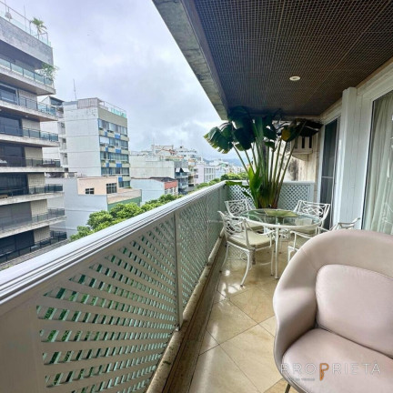 Imagem Cobertura com 5 Quartos à Venda, 386 m² em Ipanema - Rio De Janeiro Imagem Cobertura com 5 Quartos à Venda, 386 m² em Ipanema - Rio De Janeiro