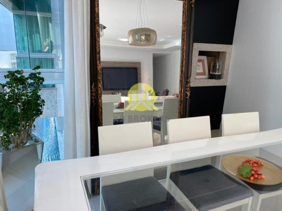 Imagem Apartamento com 4 Quartos à Venda, 167 m² em Centro - Balneário Camboriú Imagem Apartamento com 4 Quartos à Venda, 167 m² em Centro - Balneário Camboriú