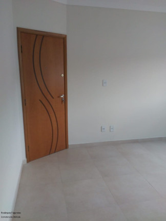 Imagem Apartamento com 2 Quartos à Venda, 60 m² em Campo Da Mogiana - Poços De Caldas