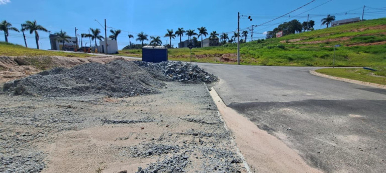 Imagem Terreno à Venda, 205 m² em Parque Nova Jandira - Barueri Imagem Terreno à Venda, 205 m² em Parque Nova Jandira - Barueri