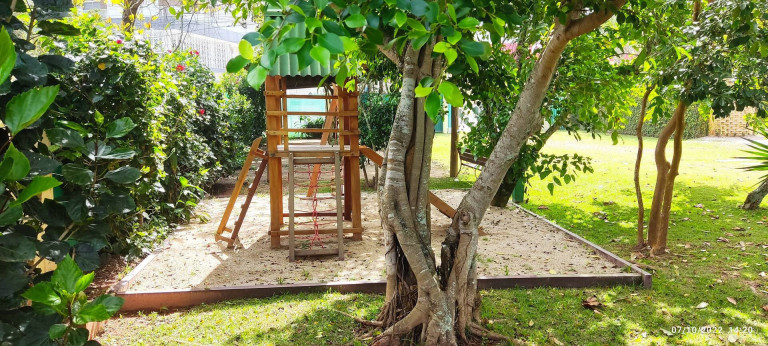 Imagem Casa com 6 Quartos à Venda, 260 m² em Mariscal - Bombinhas Imagem Casa com 6 Quartos à Venda, 260 m² em Mariscal - Bombinhas