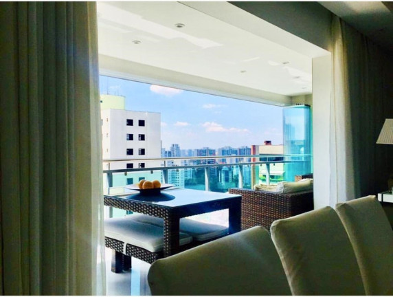 Imagem Imóvel com 3 Quartos à Venda, 119 m² em Vila Andrade - São Paulo