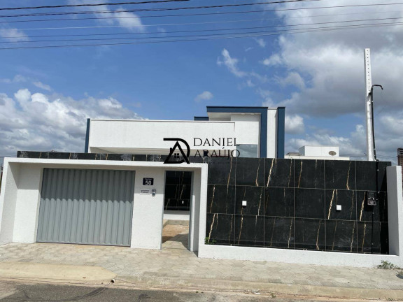 Imagem Casa com 3 Quartos à Venda,  em Mossoró