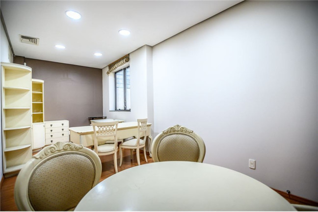 Imagem Sala Comercial à Venda, em Auxiliadora - Porto Alegre Imagem Sala Comercial à Venda, em Auxiliadora - Porto Alegre