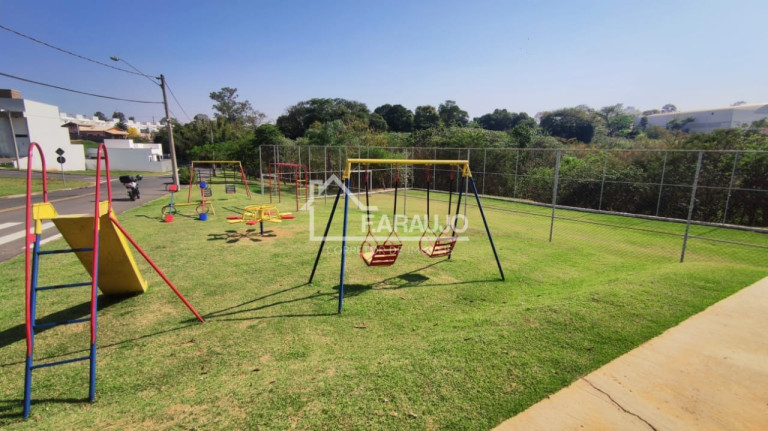 Imagem Imóvel com 3 Quartos à Venda, 181 m² em Aparecidinha - Sorocaba