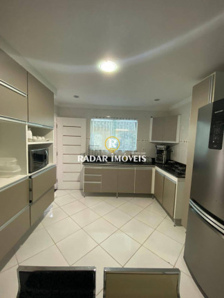 Imagem Casa com 4 Quartos à Venda, 360 m² em Portinho - Cabo Frio Imagem Casa com 4 Quartos à Venda, 360 m² em Portinho - Cabo Frio