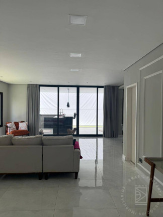 Imagem Casa de Condomínio com 4 Quartos para Alugar, 277 m² em Condomínio Residencial Mantiqueira - São José Dos Campos Imagem Casa de Condomínio com 4 Quartos para Alugar, 277 m² em Condomínio Residencial Mantiqueira - São José Dos Campos