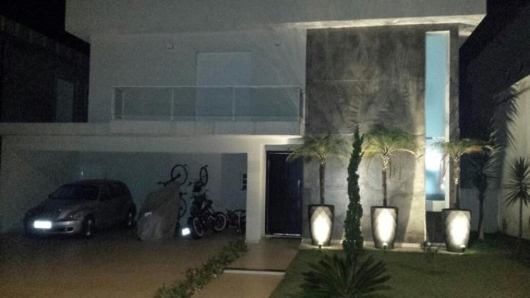 Casa à Venda,  em Alphaville