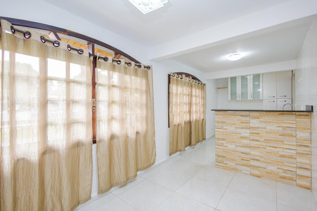 Imagem Casa com 3 Quartos à Venda, 150 m² em Barreirinha - Curitiba Imagem Casa com 3 Quartos à Venda, 150 m² em Barreirinha - Curitiba