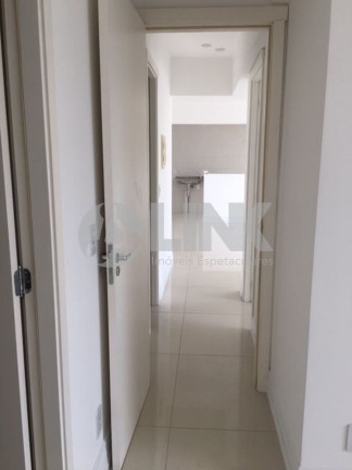 Imagem Apartamento com 2 Quartos à Venda, 66 m² em Santo Antônio - Porto Alegre Imagem Apartamento com 2 Quartos à Venda, 66 m² em Santo Antônio - Porto Alegre