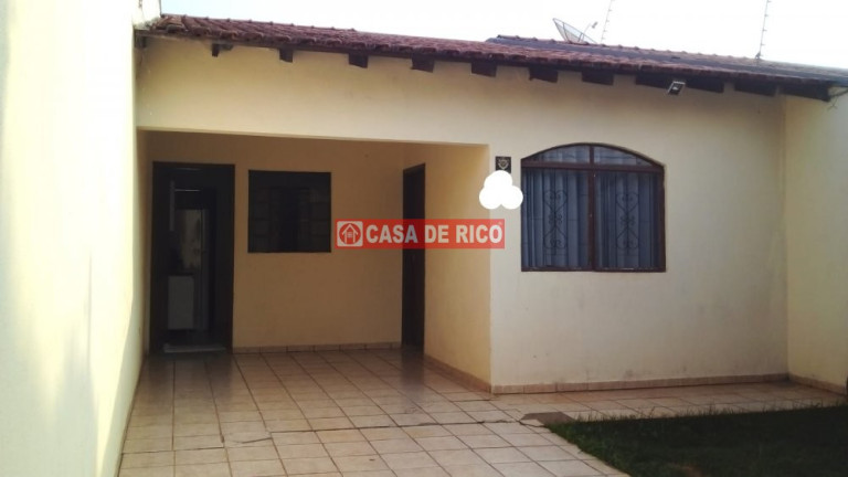 Imagem Casa com 3 Quartos à Venda, 80 m² em Alpes - Londrina
