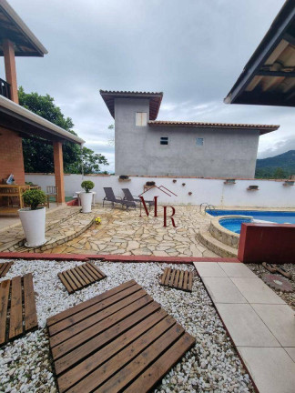 Imagem Casa com 7 Quartos à Venda, 900 m² em Barra Velha - Ilhabela