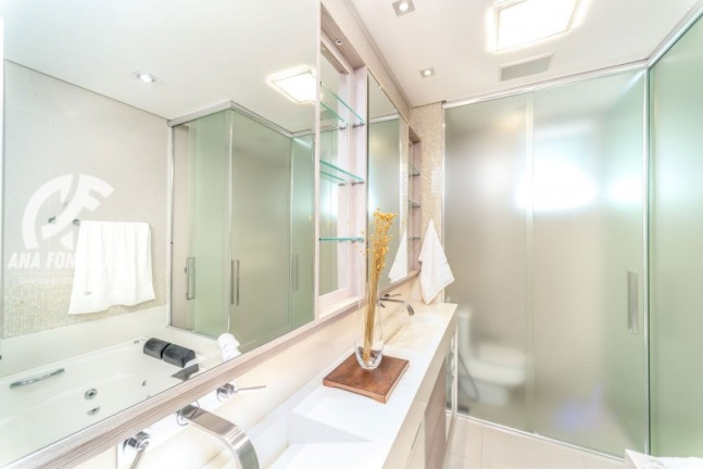 Imagem Apartamento com 4 Quartos à Venda, 315 m² em Centro - Balneário Camboriú Imagem Apartamento com 4 Quartos à Venda, 315 m² em Centro - Balneário Camboriú