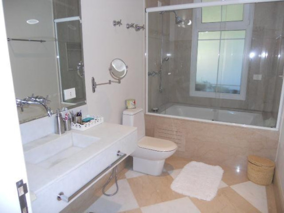 Imagem Casa com 5 Quartos à Venda, 2.423 m² em Jardim Torino - Cotia Imagem Casa com 5 Quartos à Venda, 2.423 m² em Jardim Torino - Cotia