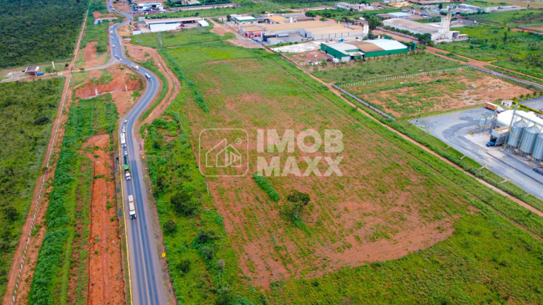 Imagem Terreno à Venda, 2.511 m² em 3º Setor Industrial - Formosa Imagem Terreno à Venda, 2.511 m² em 3º Setor Industrial - Formosa