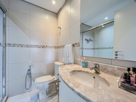 Imagem Apartamento com 2 Quartos à Venda, 102 m² em Bela Vista - Porto Alegre