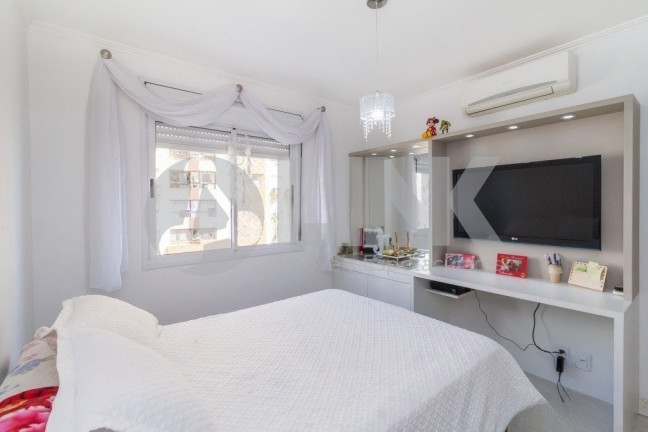 Imagem Apartamento com 3 Quartos à Venda, 89 m² em Vila Ipiranga - Porto Alegre Imagem Apartamento com 3 Quartos à Venda, 89 m² em Vila Ipiranga - Porto Alegre