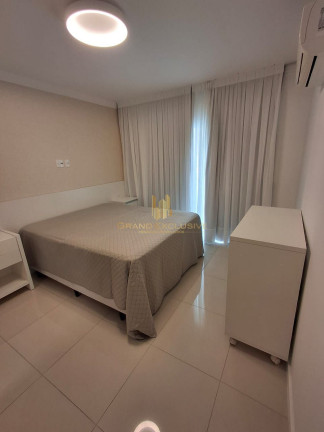 Imagem Apartamento com 3 Quartos à Venda, 143 m² em Centro - Balneário Camboriú Imagem Apartamento com 3 Quartos à Venda, 143 m² em Centro - Balneário Camboriú