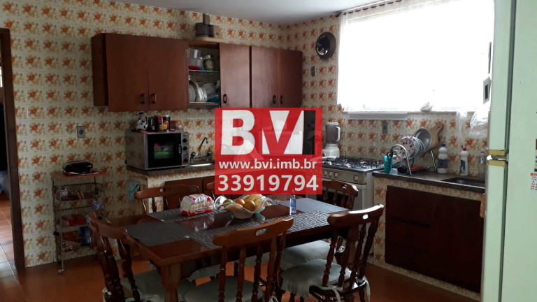 Imagem Casa com 4 Quartos à Venda, 190 m² em Penha Circular - Rio De Janeiro Imagem Casa com 4 Quartos à Venda, 190 m² em Penha Circular - Rio De Janeiro