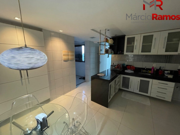 Imagem Imóvel com 4 Quartos à Venda, 277 m² em Guararapes - Fortaleza