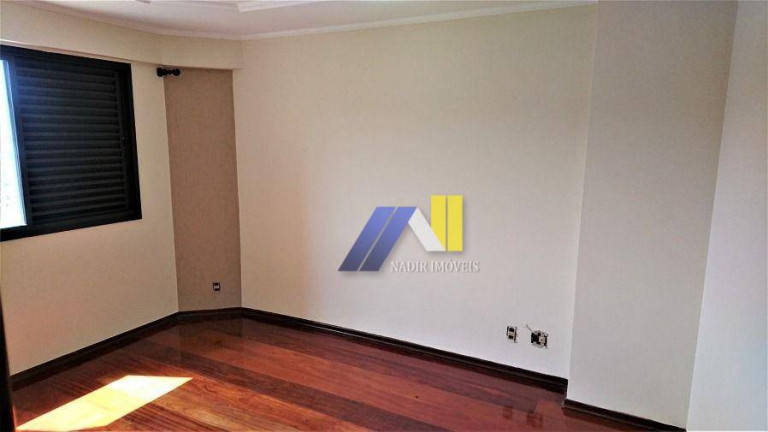 Imagem Apartamento com 3 Quartos à Venda, 131 m² em Centro - Pouso Alegre Imagem Apartamento com 3 Quartos à Venda, 131 m² em Centro - Pouso Alegre