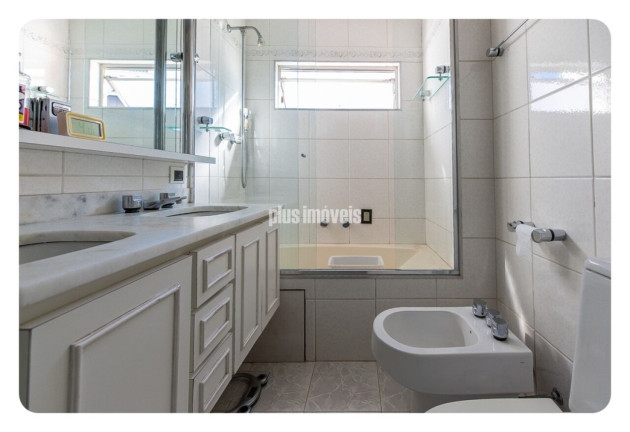 Imagem Apartamento com 3 Quartos à Venda, 160 m² em Real Parque - São Paulo