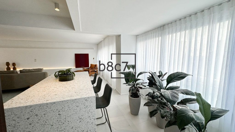 Imagem Apartamento com 4 Quartos à Venda, 250 m² em água Verde - Curitiba Imagem Apartamento com 4 Quartos à Venda, 250 m² em água Verde - Curitiba