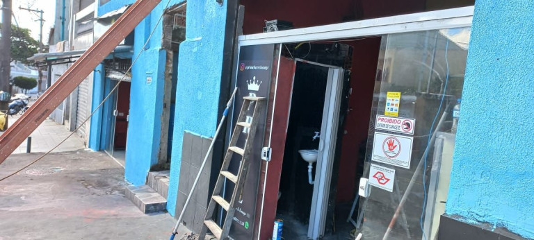 Imagem Casa com 12 Quartos à Venda, 446 m² em Vila Palmares - Santo André Imagem Casa com 12 Quartos à Venda, 446 m² em Vila Palmares - Santo André