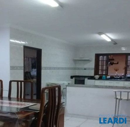 Imagem Sobrado com 3 Quartos à Venda, 256 m² em Campestre - Santo André Imagem Sobrado com 3 Quartos à Venda, 256 m² em Campestre - Santo André