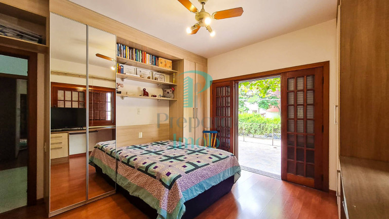 Imagem Casa com 4 Quartos à Venda, 350 m² em Alphaville - Santana De Parnaíba Imagem Casa com 4 Quartos à Venda, 350 m² em Alphaville - Santana De Parnaíba