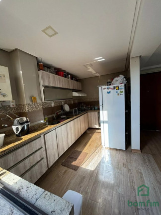 Imagem Apartamento com 3 Quartos à Venda, 100 m² em Centro Histórico - Porto Alegre Imagem Apartamento com 3 Quartos à Venda, 100 m² em Centro Histórico - Porto Alegre