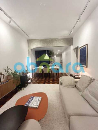 Imagem Apartamento com 2 Quartos à Venda, 70 m² em Copacabana - Rio De Janeiro