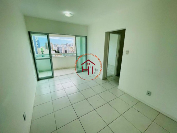 Imagem Apartamento com 3 Quartos à Venda, 70 m² em Costa Azul - Salvador