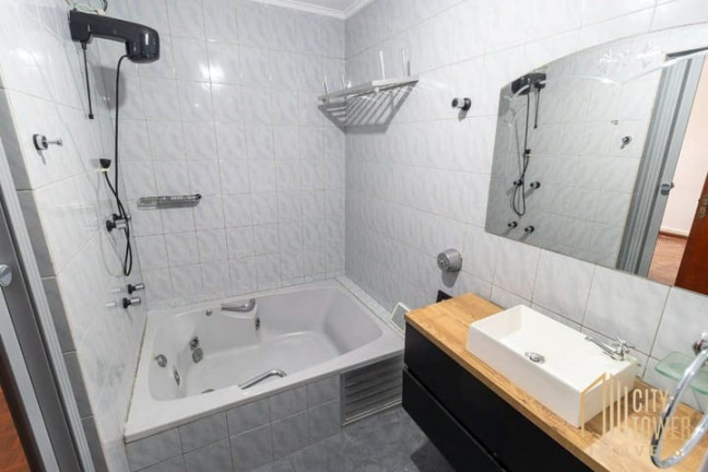 Imagem Casa com 4 Quartos à Venda, 190 m² em Mirandópolis - São Paulo