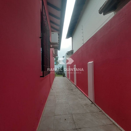 Imagem Casa com 2 Quartos à Venda, 80 m² em Balneário - Florianópolis