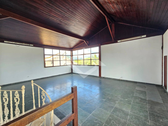 Foto do imóvel Casa com 4 Quartos à Venda, 300 m² em Barra Da Tijuca - Rio De Janeiro