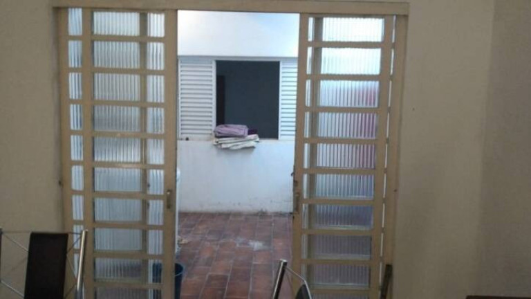 Imagem Casa com 4 Quartos à Venda, 270 m² em Parque São Jorge - Taubaté