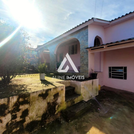Imagem Casa com 5 Quartos à Venda, em Bairro De Fátima - Cruz Alta Imagem Casa com 5 Quartos à Venda, em Bairro De Fátima - Cruz Alta