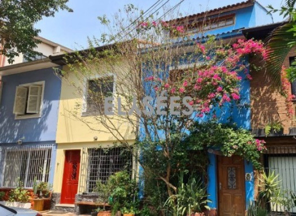Imagem Casa com 2 Quartos à Venda, 200 m² em Vila Olímpia - São Paulo