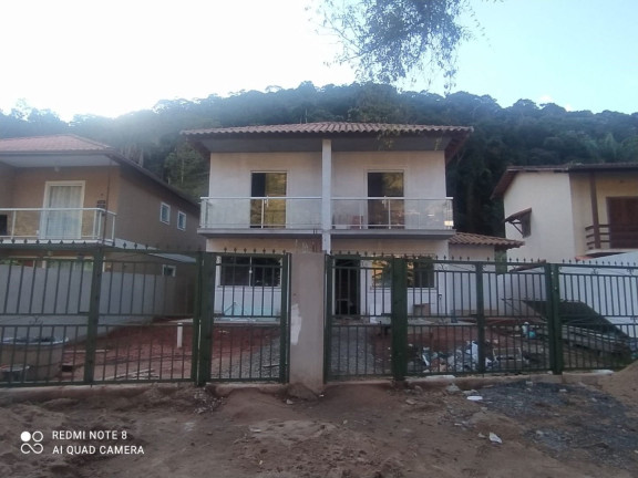 Casa com 3 Quartos à Venda, 125 m² em Albuquerque - Teresópolis