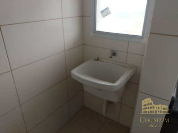 Imagem Apartamento com 2 Quartos à Venda, 65 m² em Vilamar - Praia Grande