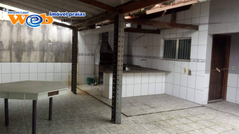 Imagem Casa com 4 Quartos à Venda, 268 m² em Solemar - Praia Grande Imagem Casa com 4 Quartos à Venda, 268 m² em Solemar - Praia Grande