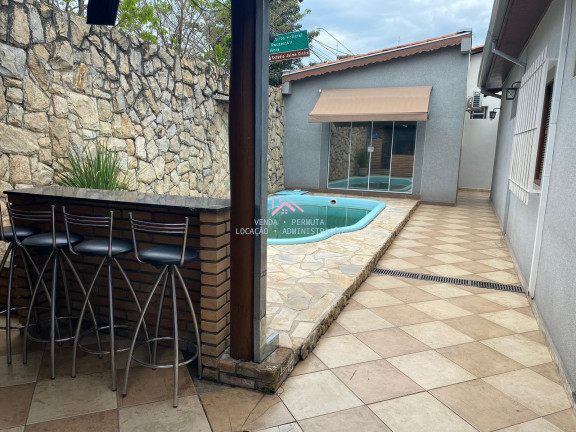Imagem Casa com 3 Quartos à Venda, 220 m² em Vila Liberdade - Jundiaí