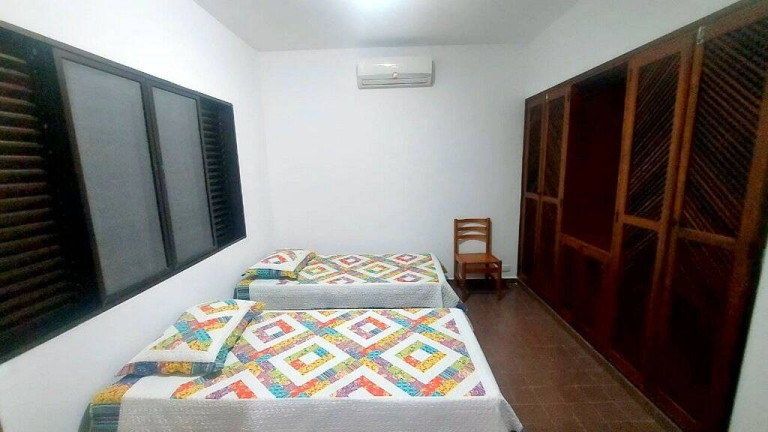 Imagem Casa com 3 Quartos à Venda, 300 m² em Balneário Stella Maris - Peruíbe Imagem Casa com 3 Quartos à Venda, 300 m² em Balneário Stella Maris - Peruíbe