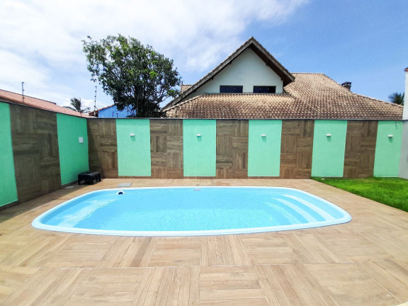 Casa com 3 Quartos à Venda, 200 m² em Balneário Stella Maris - Peruíbe