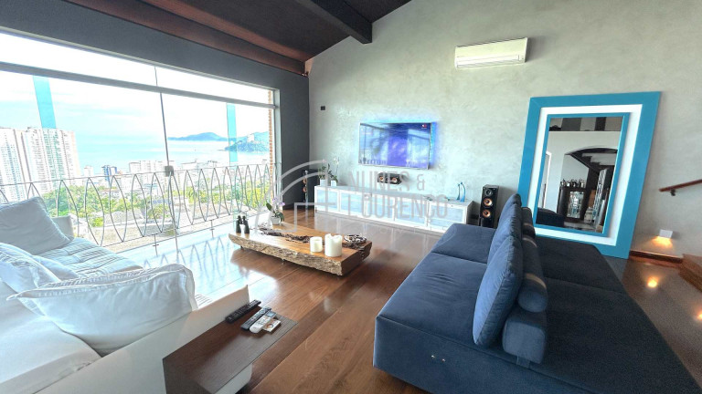 Imagem Casa com 5 Quartos à Venda, 792 m² em Marapé - Santos Imagem Casa com 5 Quartos à Venda, 792 m² em Marapé - Santos