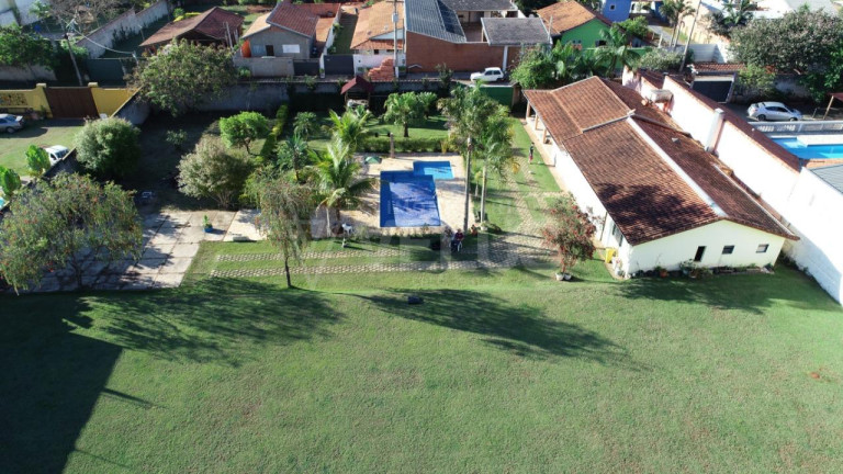 Imagem Imóvel com 2 Quartos à Venda, 2.000 m² em Jardim Novo Aeroporto - Itapetininga