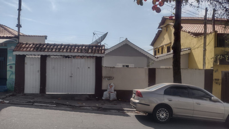 Imagem Casa com 3 Quartos à Venda, 120 m² em Centro - Poá