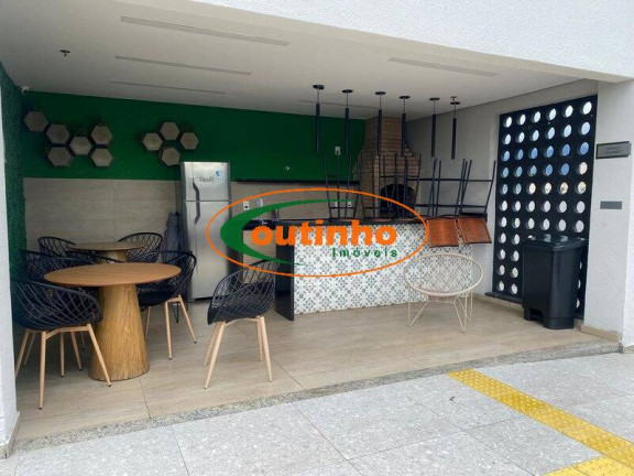 Imagem Studio com 1 Quarto à Venda, 38 m² em São Cristovão - Rio De Janeiro Imagem Studio com 1 Quarto à Venda, 38 m² em São Cristovão - Rio De Janeiro
